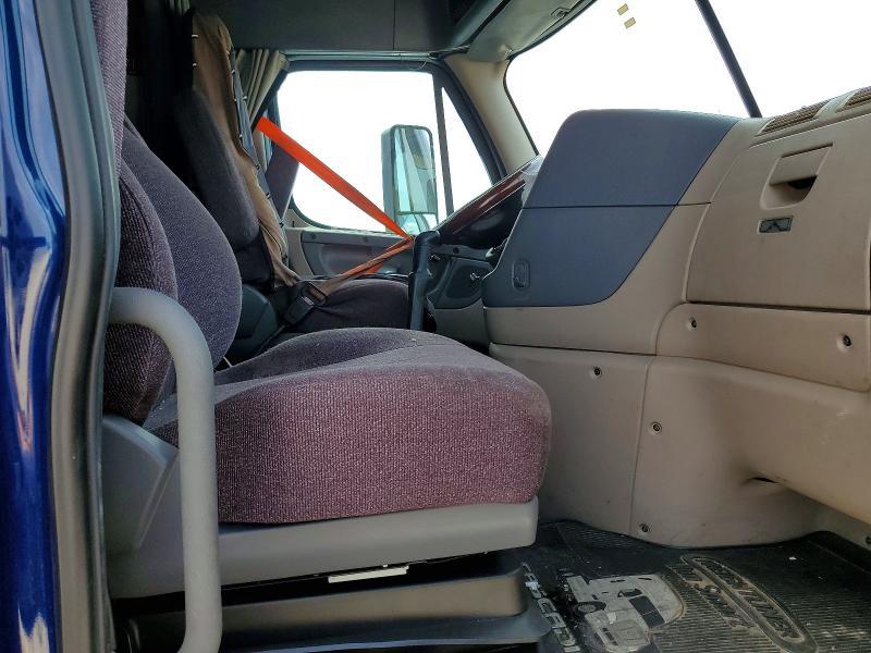 2018 Freightliner Cascadia 125 Truck Cab AND Chassis