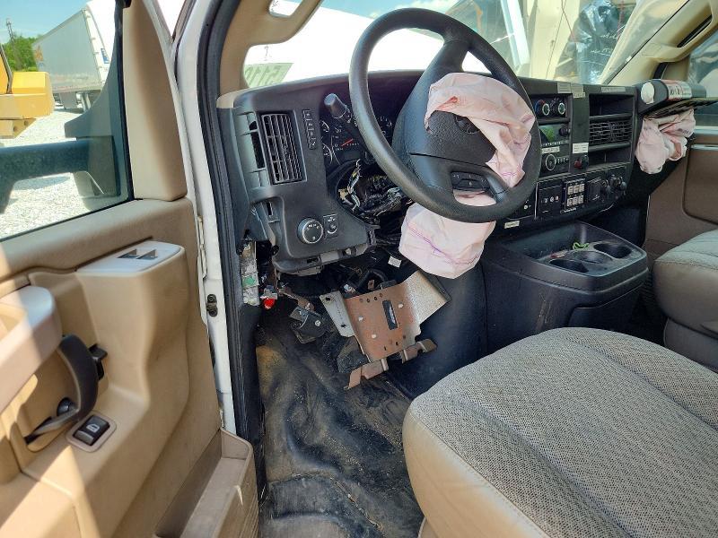2017 Chev Express G4500