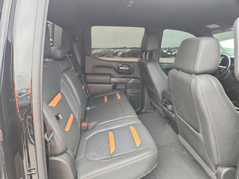 2021 GMC Sierra K1500 AT4