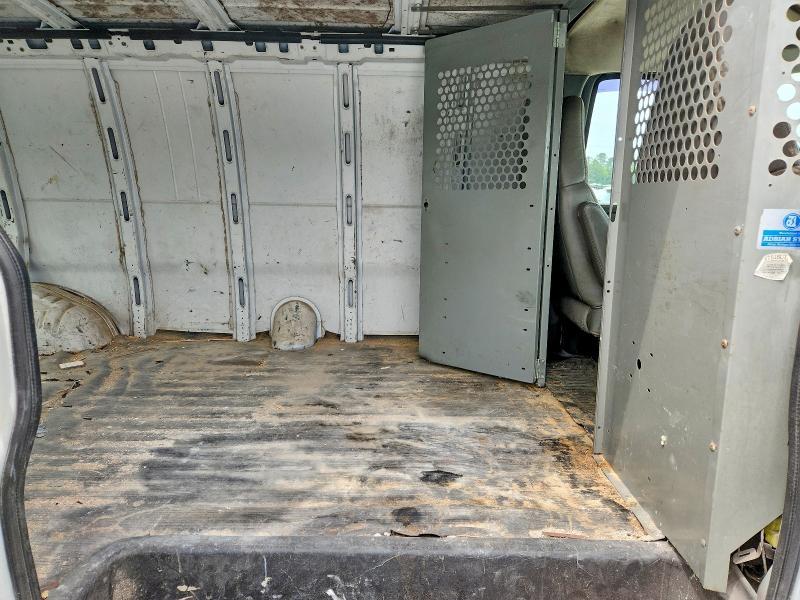 2005 GMC Savana G2500