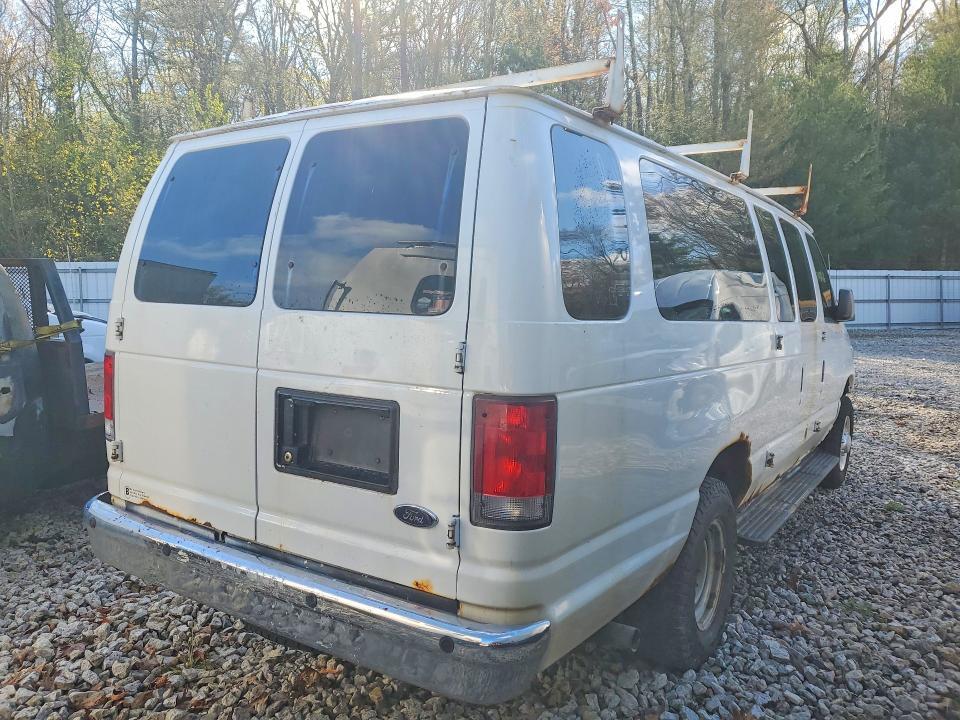 2014 Ford Econoline E350 Super Duty Wagon