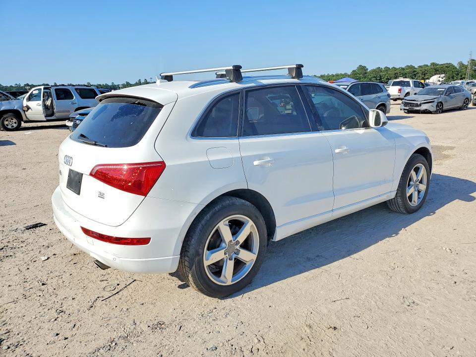 2010 Audi Q5 Premium Plus