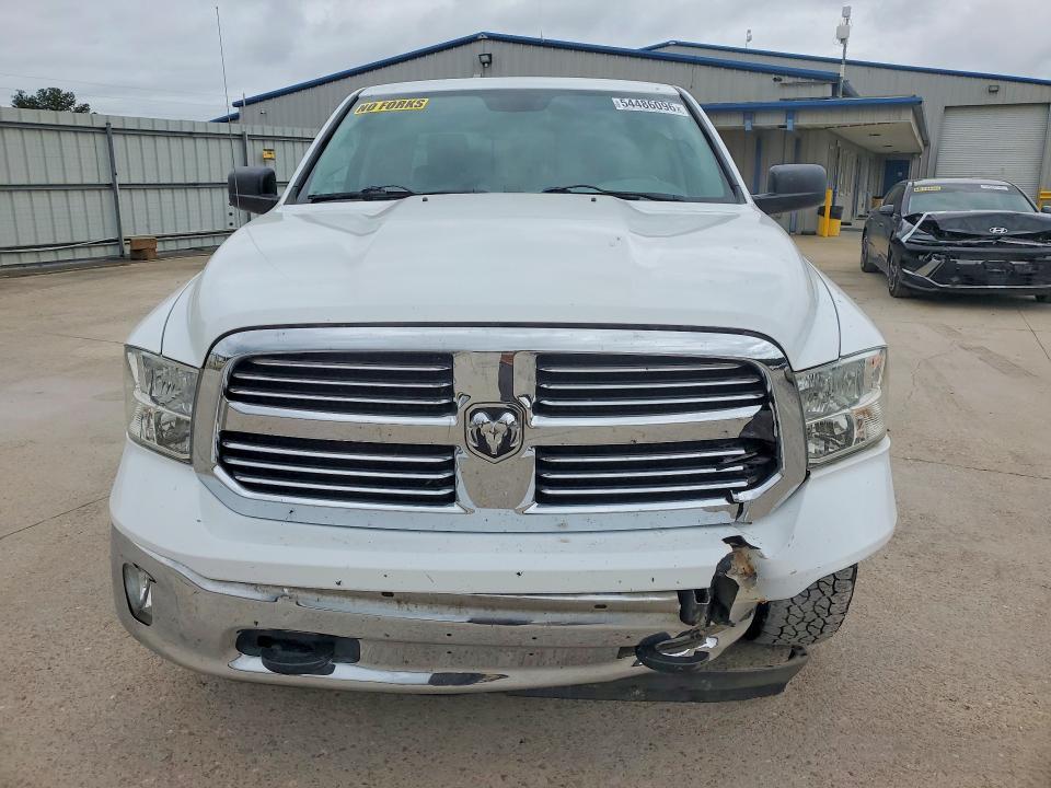 2015 Dodge RAM 1500 SLT