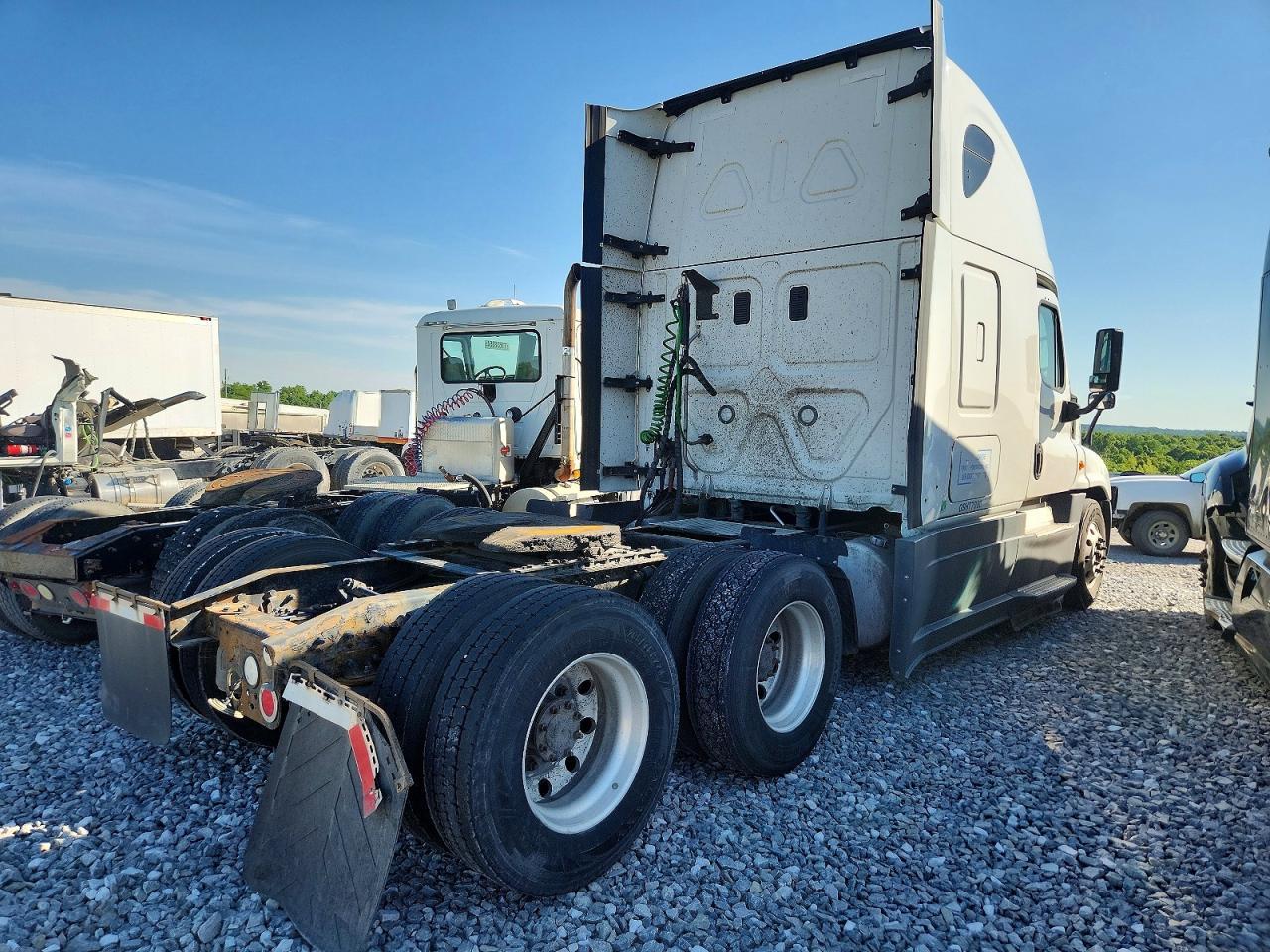 2016 Freightliner Cascadia 125