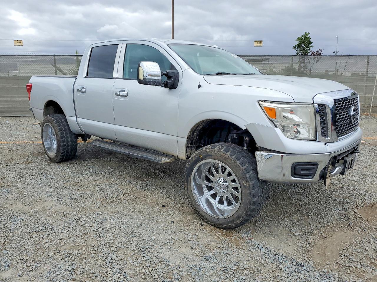 2018 Nissan Titan S