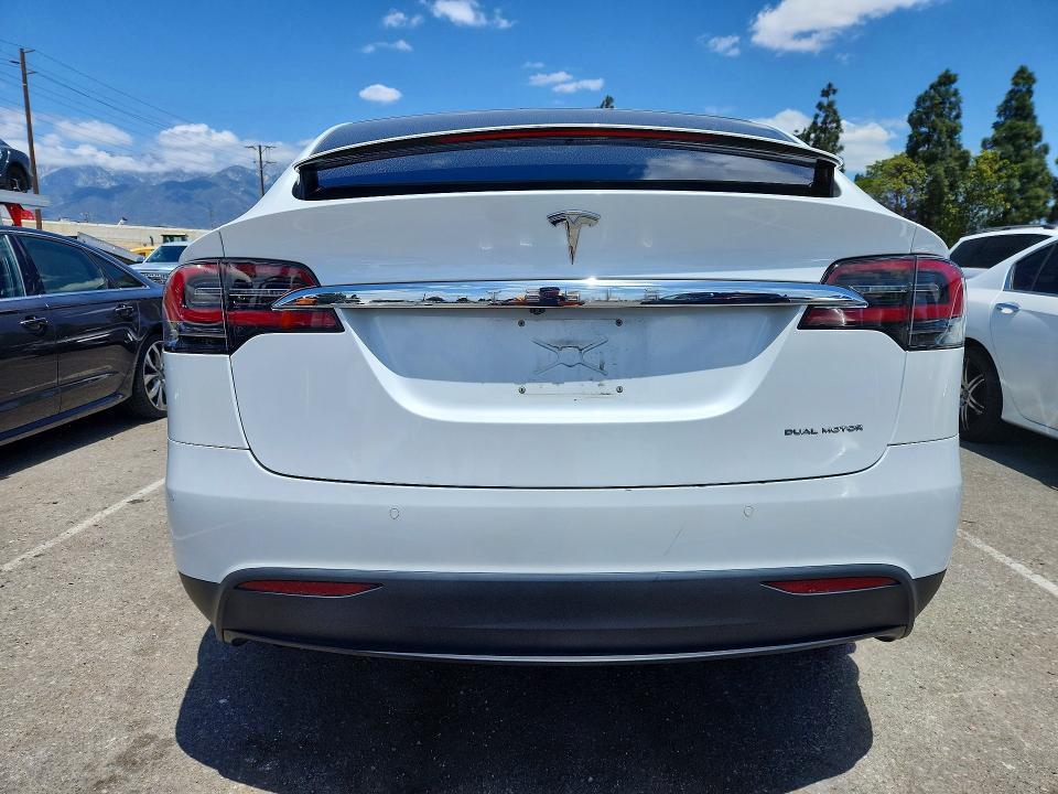 2019 Tesla Model x