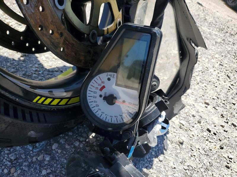 2002 Suzuki GSX-R750