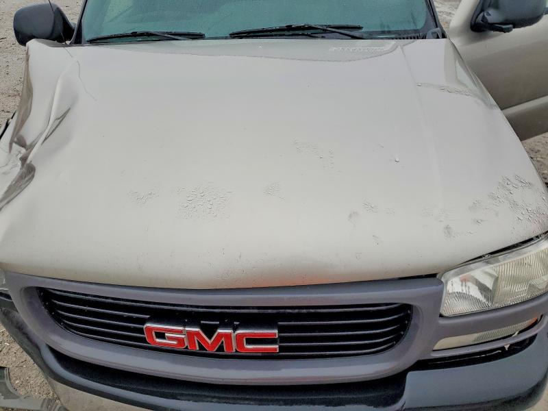 2002 GMC New Sierra C1500