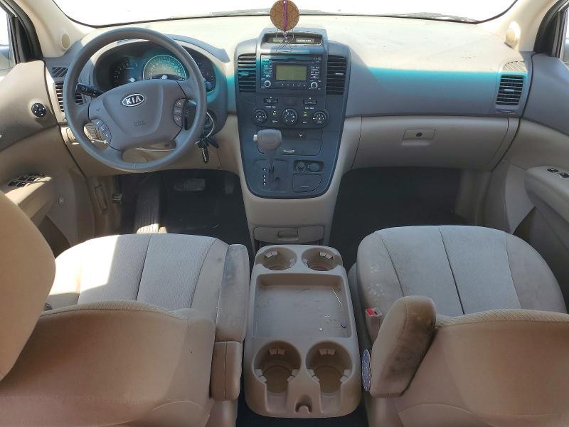 2011 KIA Sedona lx