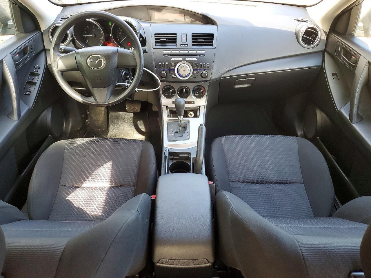 2010 Mazda 3 I