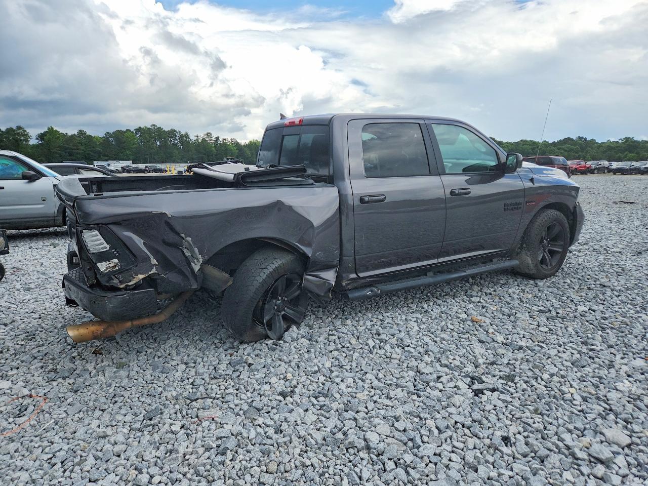 2017 Dodge RAM 1500 Sport