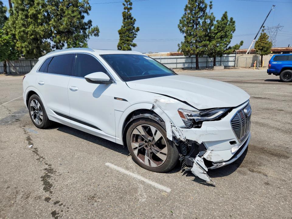 2022 Audi E-tron Premium
