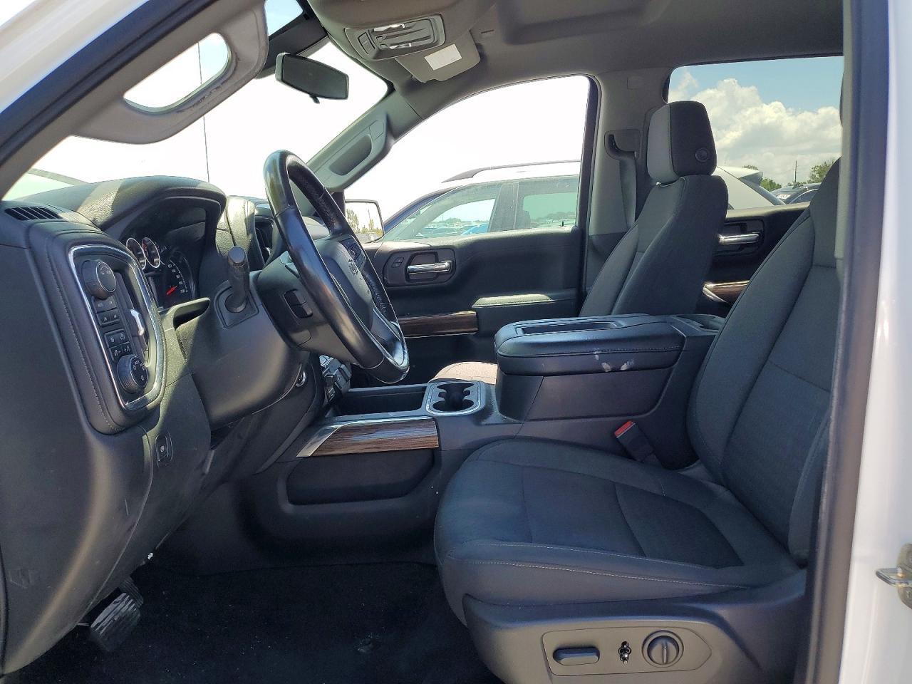 2020 Chevrolet Silverado K1500 RST