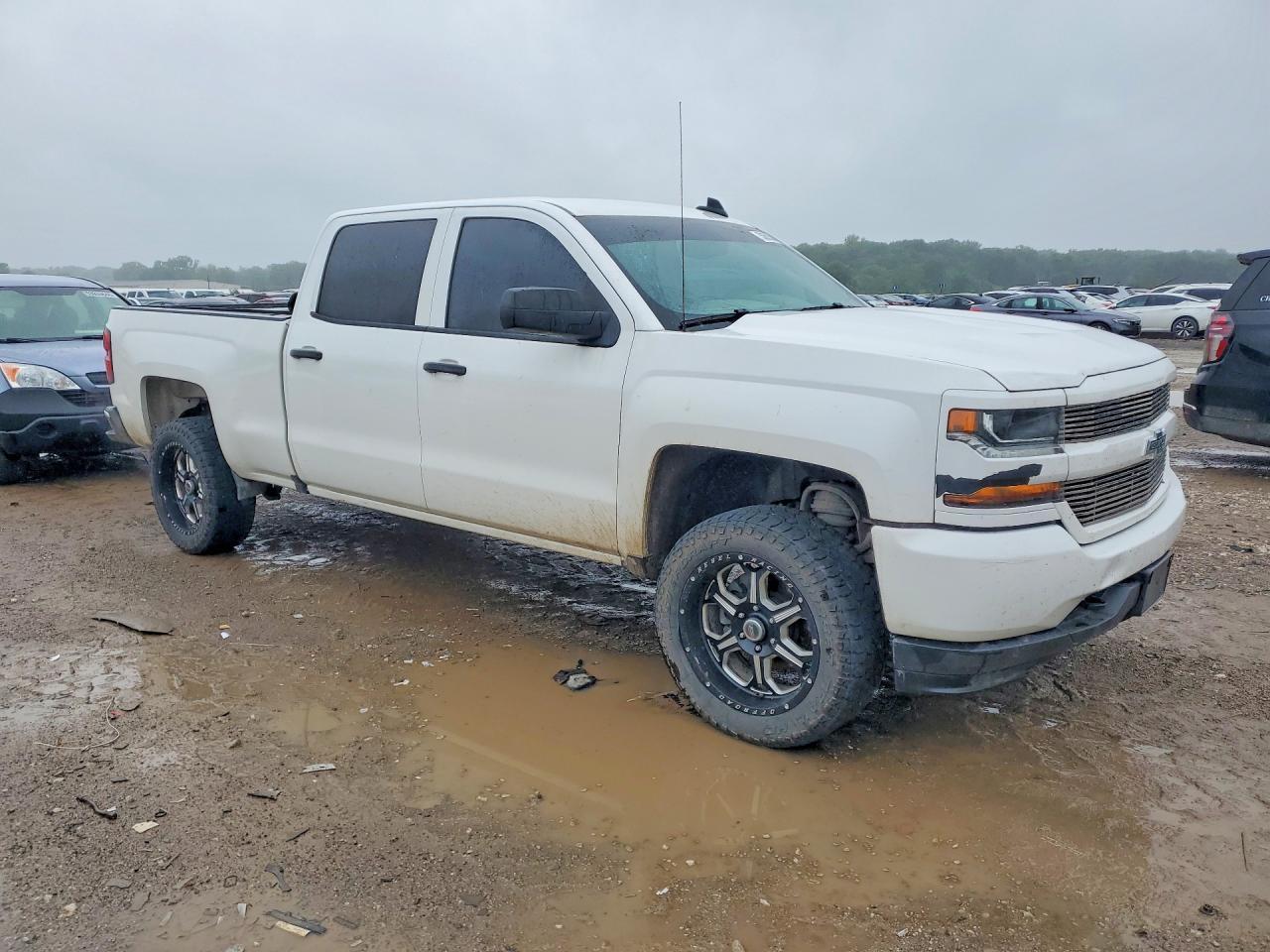 2018 Chevrolet Silverado K1500 Custom