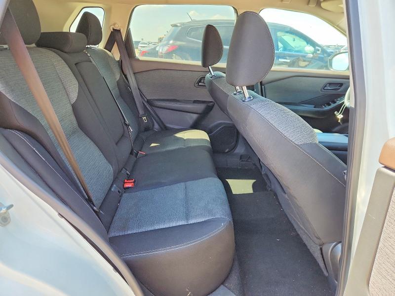 2022 Nissan Rogue s