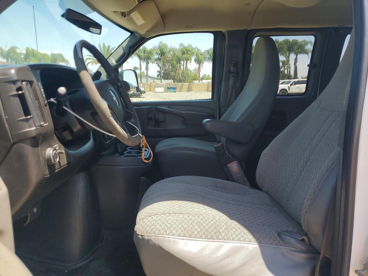 2013 Chevrolet Express G3500 LS