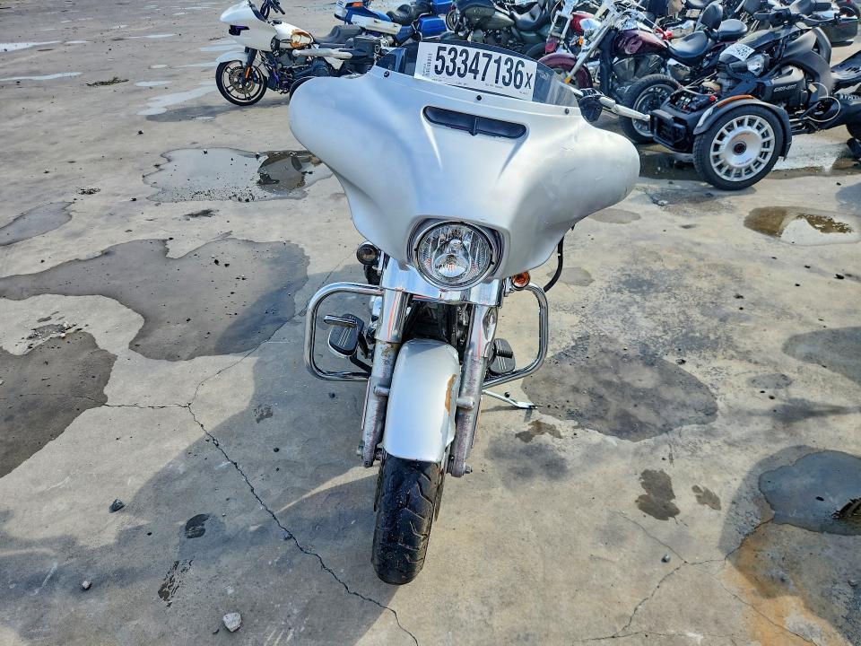2023 Harley-Davidson Flhx