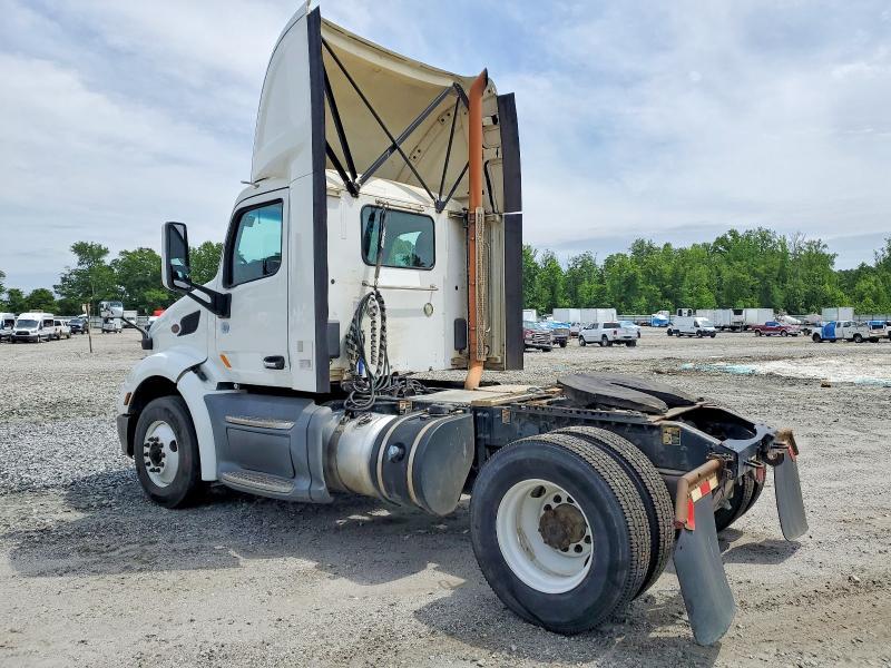 2018 Peterbilt 579 Semi Truck