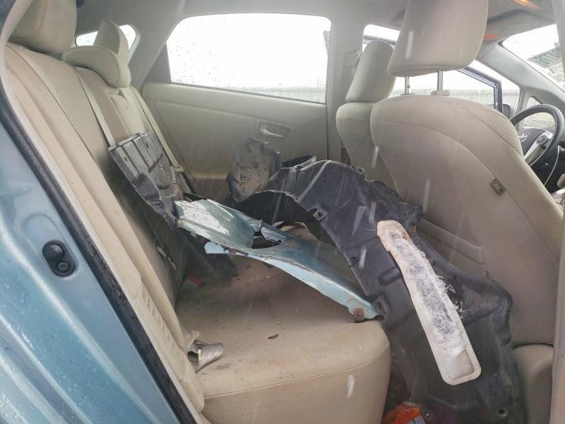 2013 Toyota Prius two