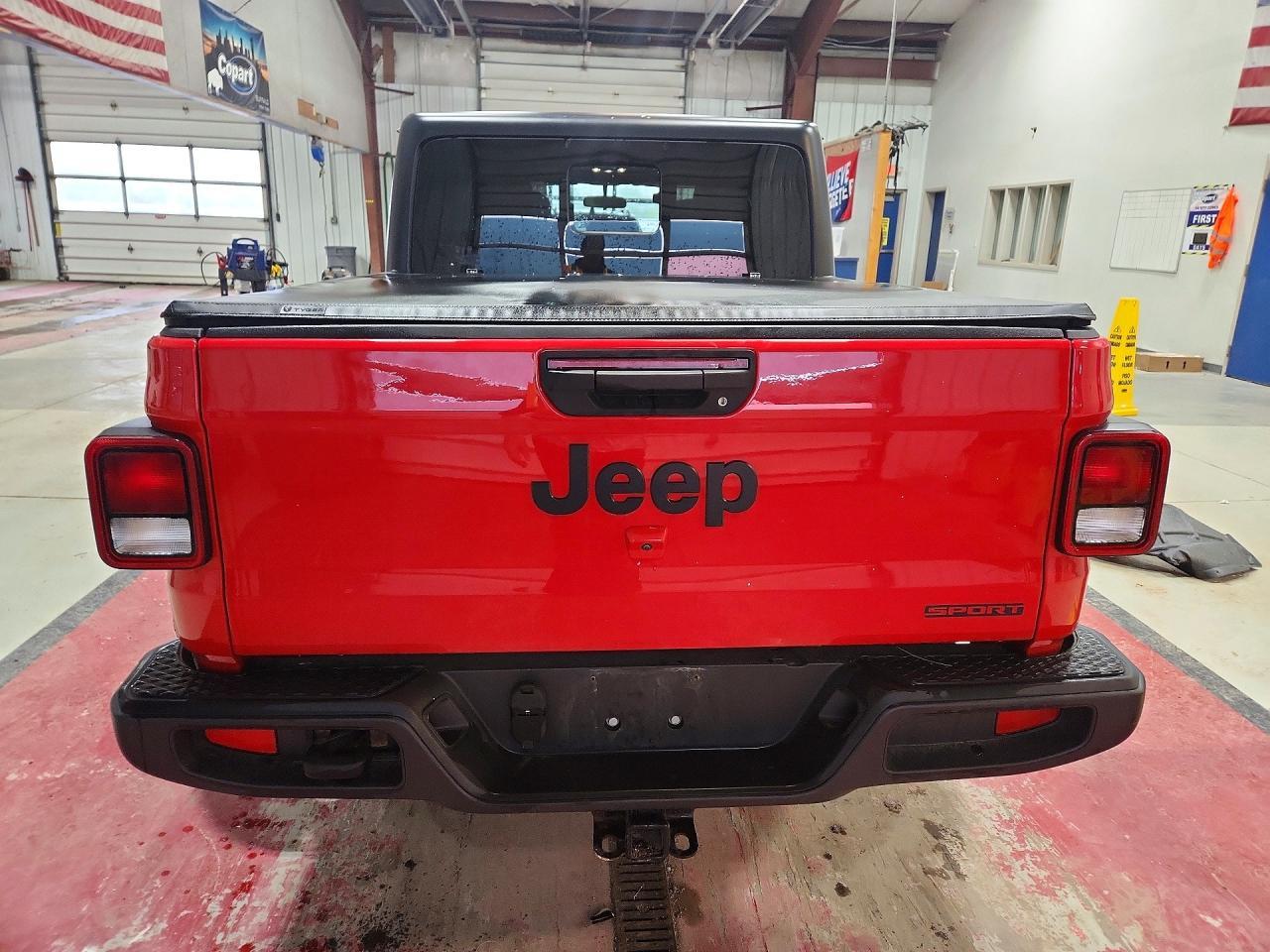 2021 Jeep Gladiator Sport