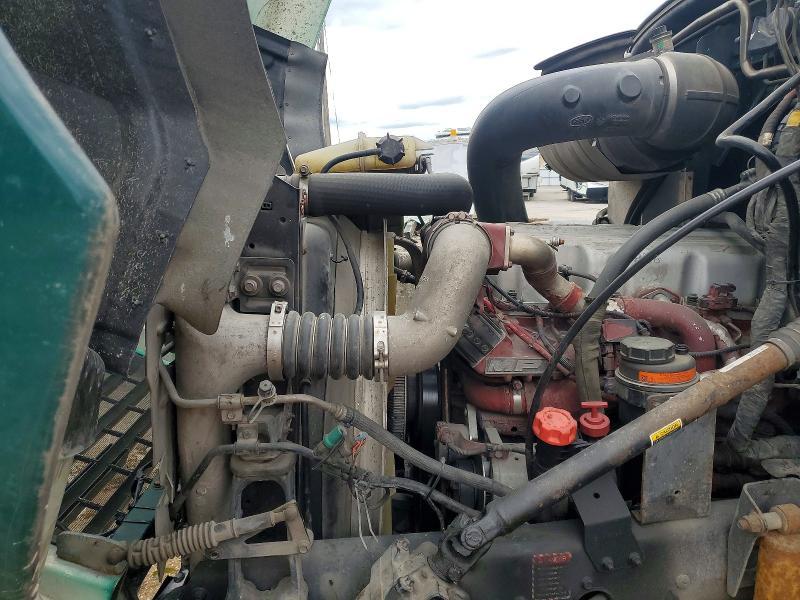 2015 Mack CXU612 Semi Truck