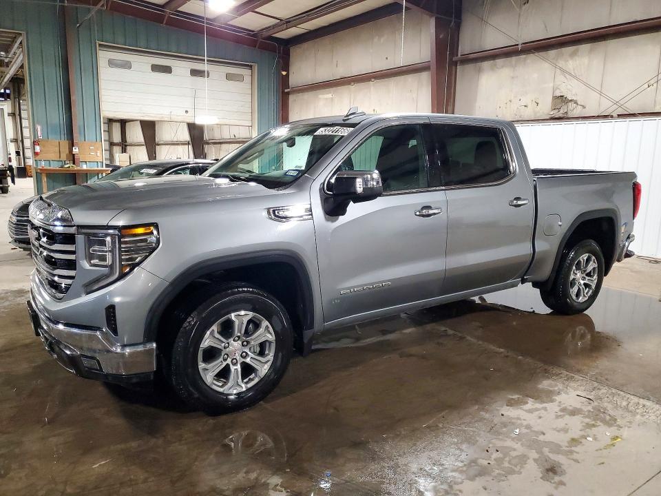 2025 GMC Sierra C1500 SLT