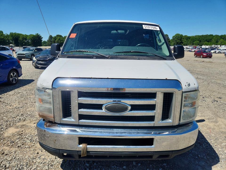 2014 Ford Econoline E350 Super Duty Wagon