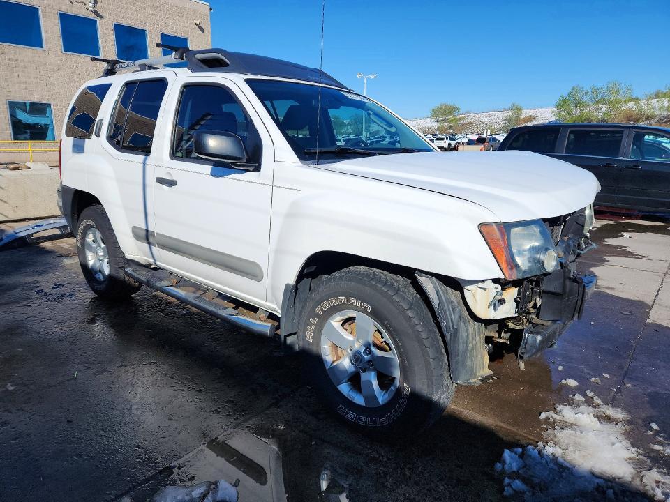 2012 Nissan Xterra x