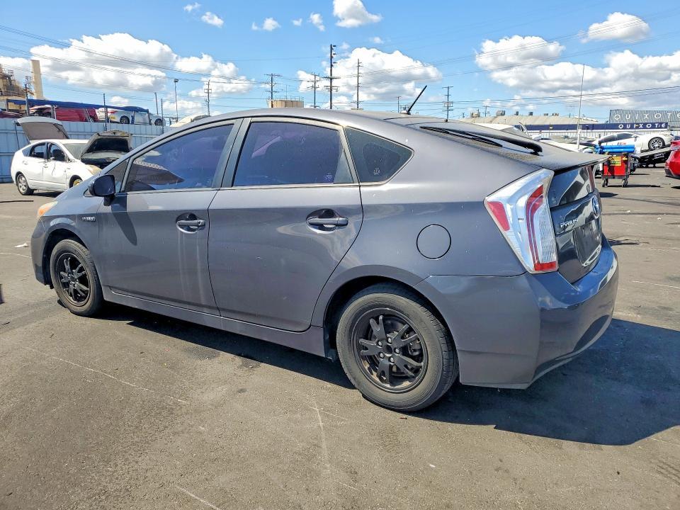 2014 Toyota Prius two