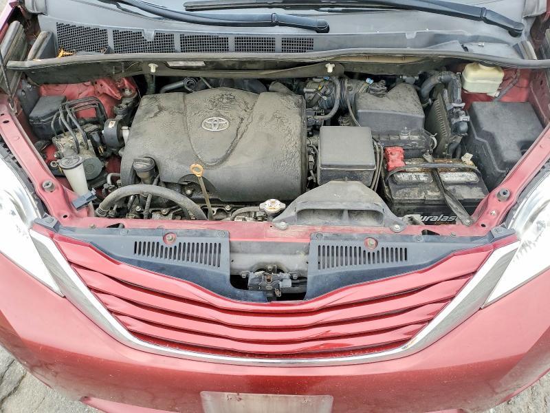 2017 Toyota Sienna le
