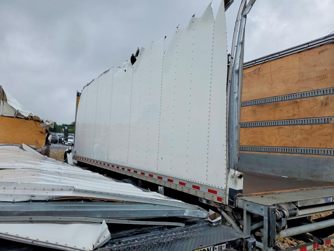 2020 Freightliner Business Class M2 BOX Truck