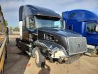 2000 Volvo VNL Semi Truck