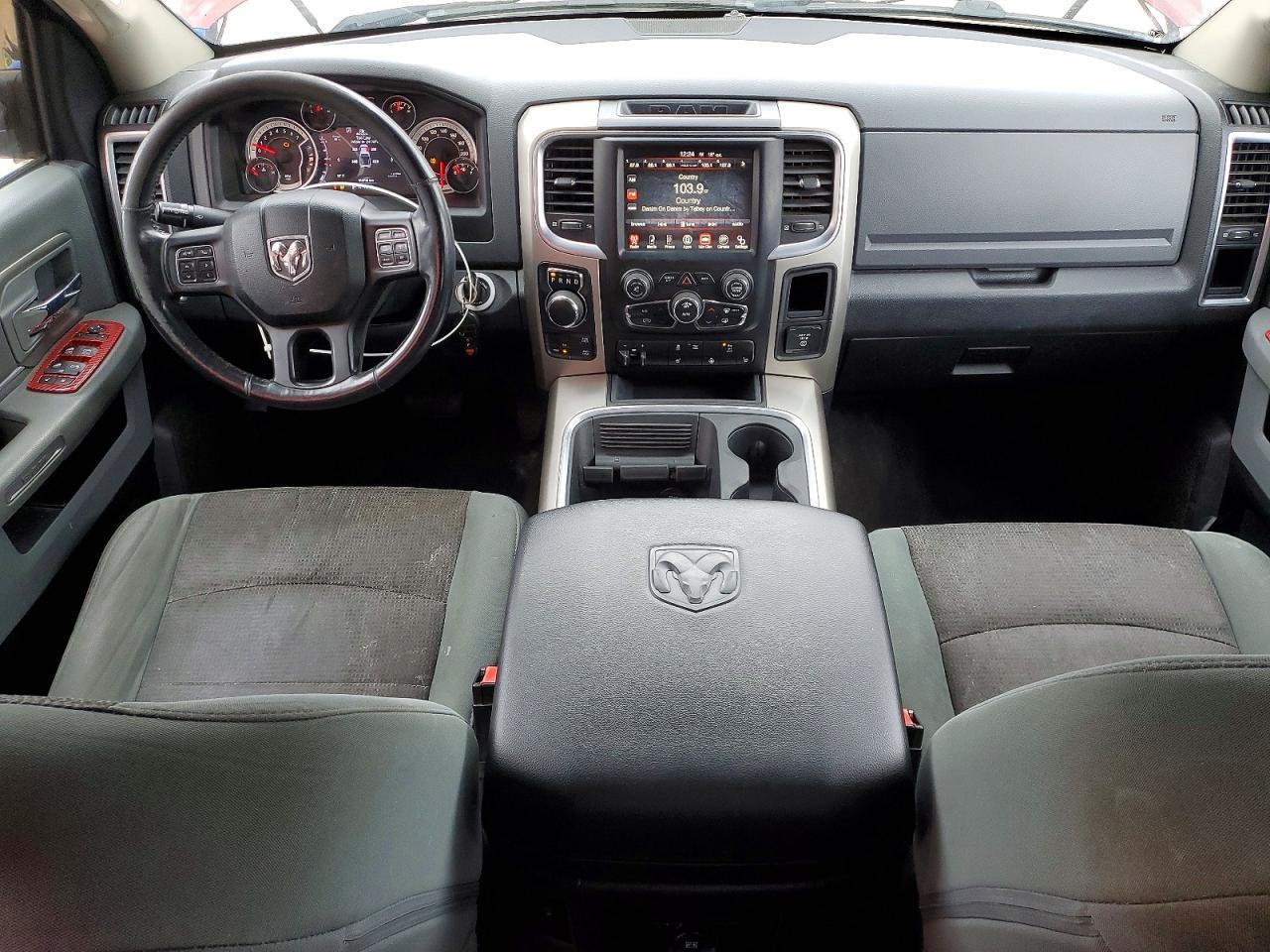 2017 Dodge RAM 1500 SLT