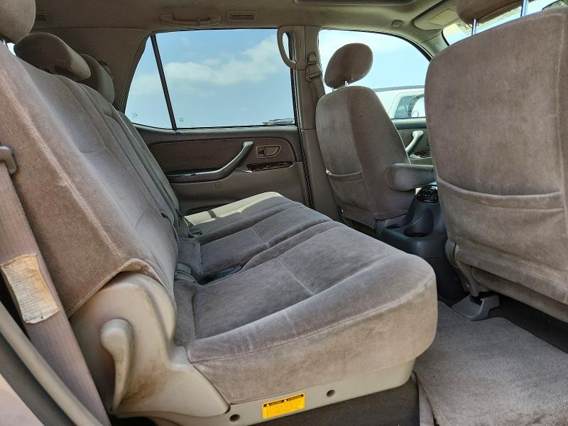 2002 Toyota Sequoia SR5