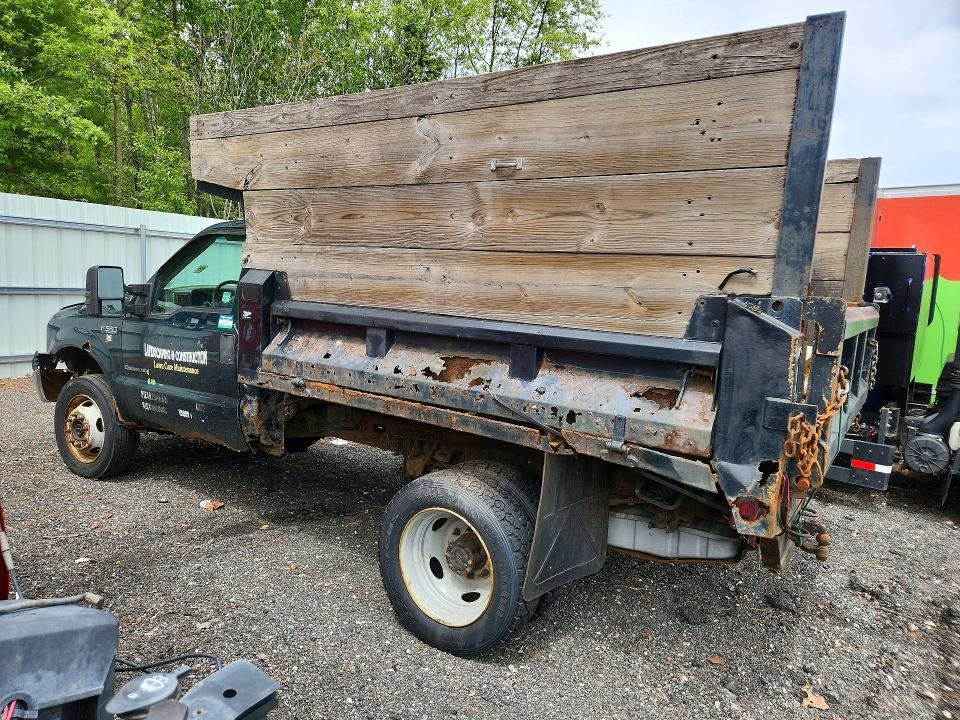 2001 Ford F550 Super Duty