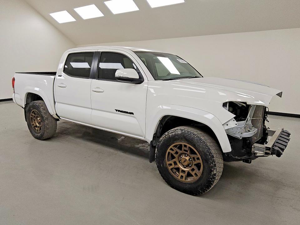 2022 Toyota Tacoma SR5 V6