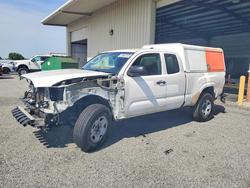 Camiones salvage a la venta en subasta: 2016 Toyota Tacoma SR