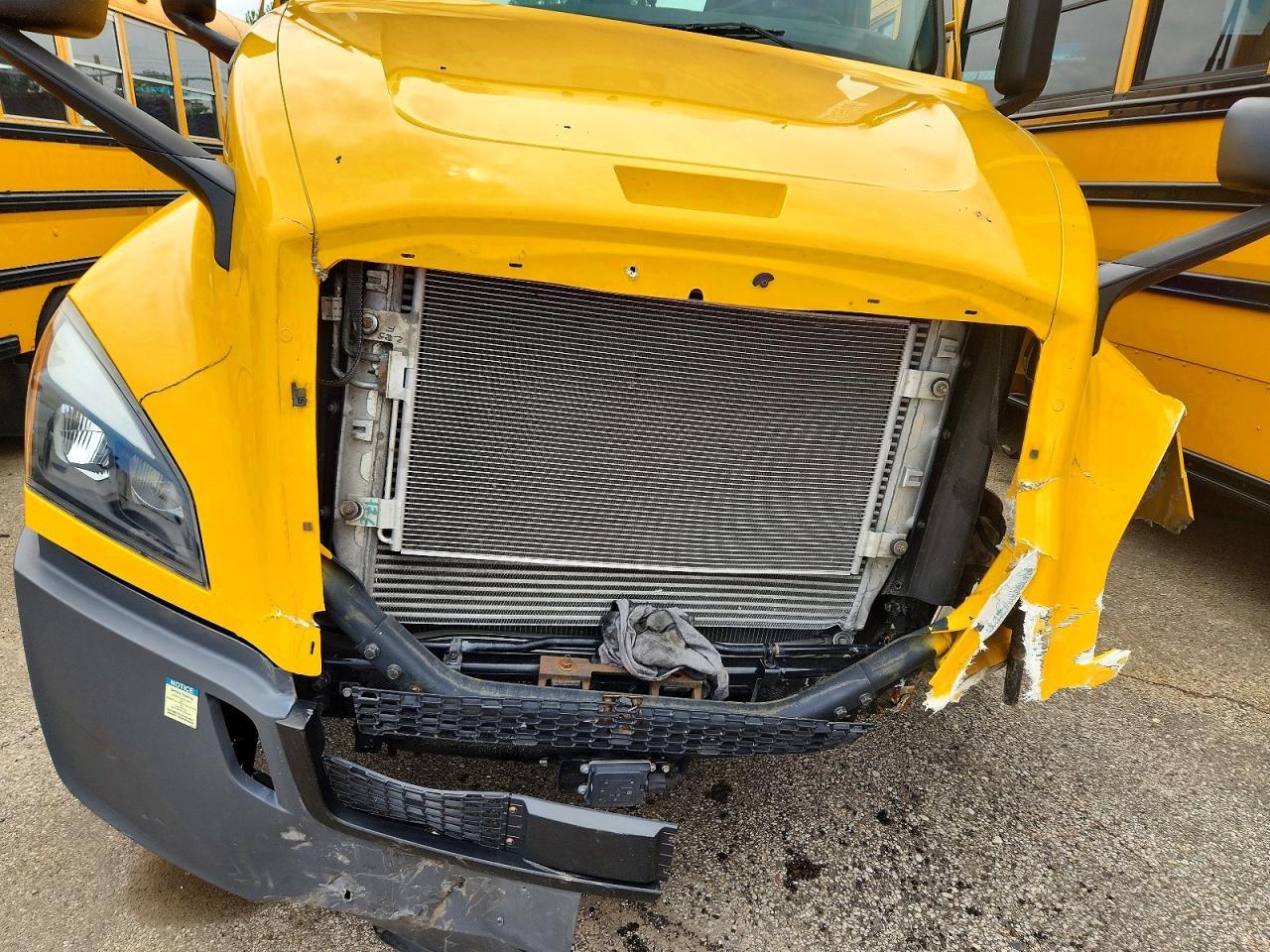 2024 Freightliner Cascadia 126 Semi Truck