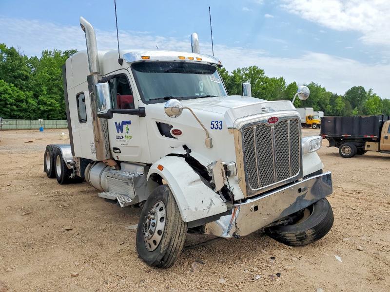 2023 Peterbilt 567 Semi Truck