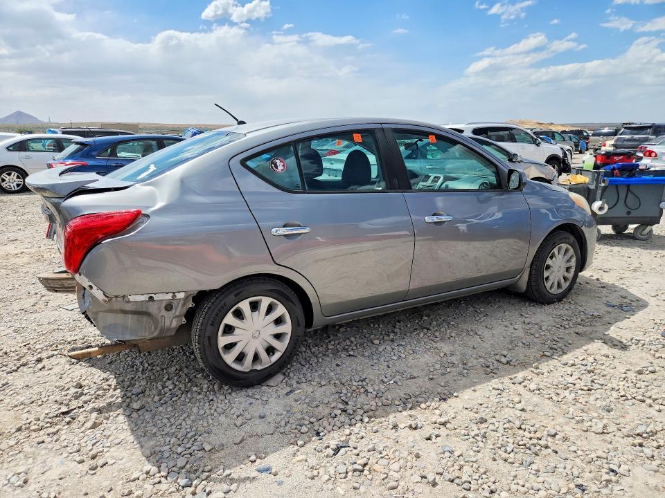 2014 Nissan Versa 1.6 sv
