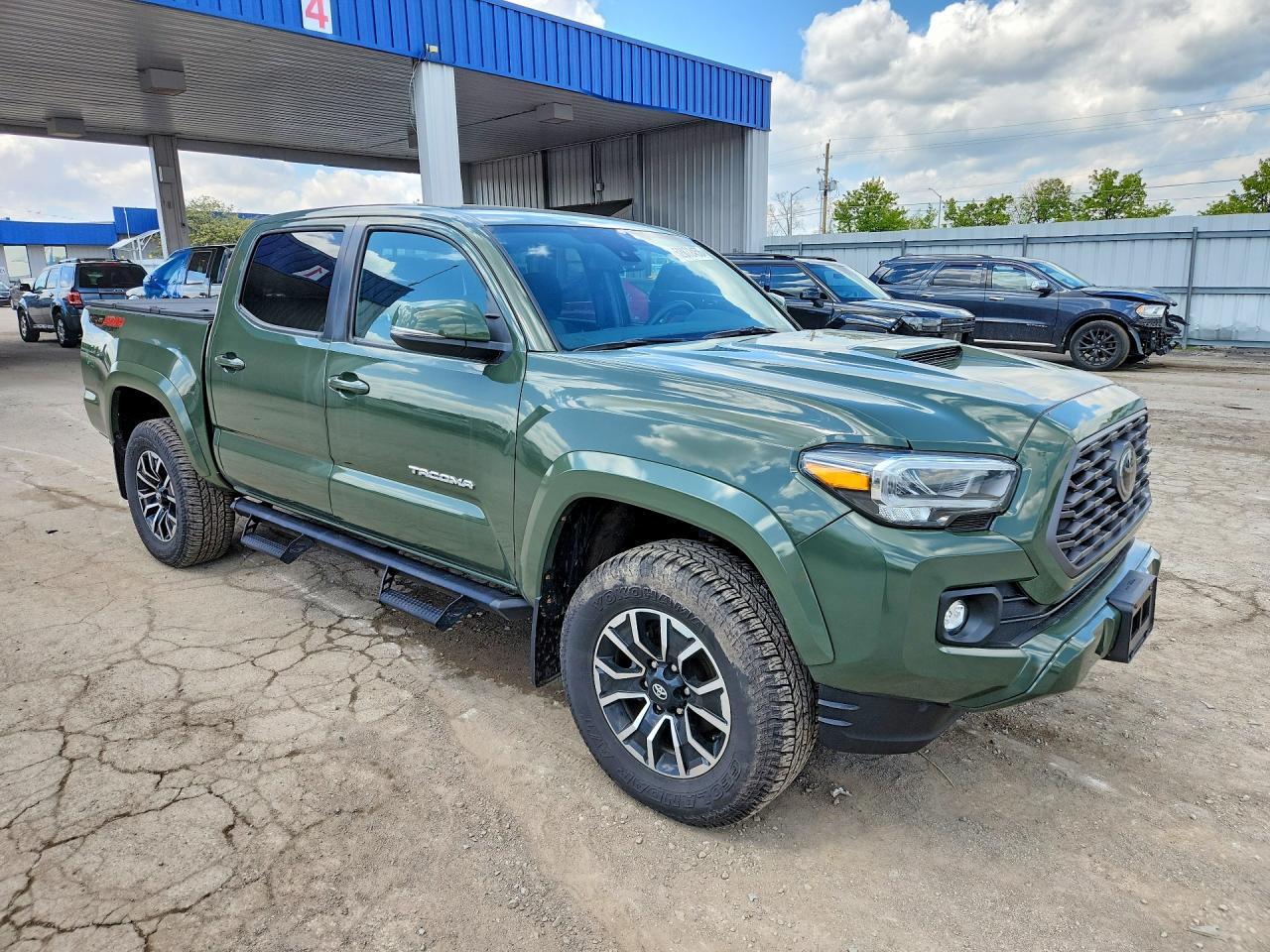 2022 Toyota Tacoma TRD Sport