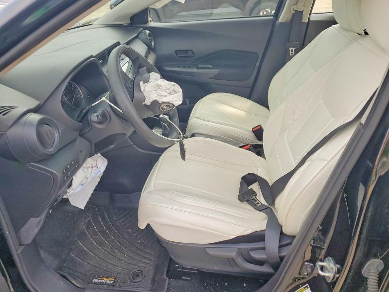 2024 Nissan Kicks s