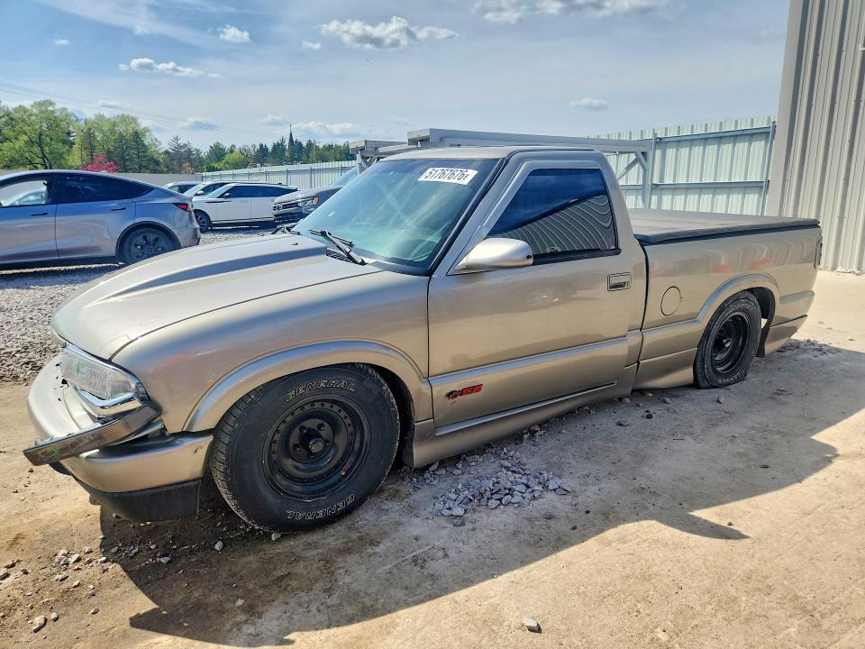 2001 Chevrolet S Truck S10