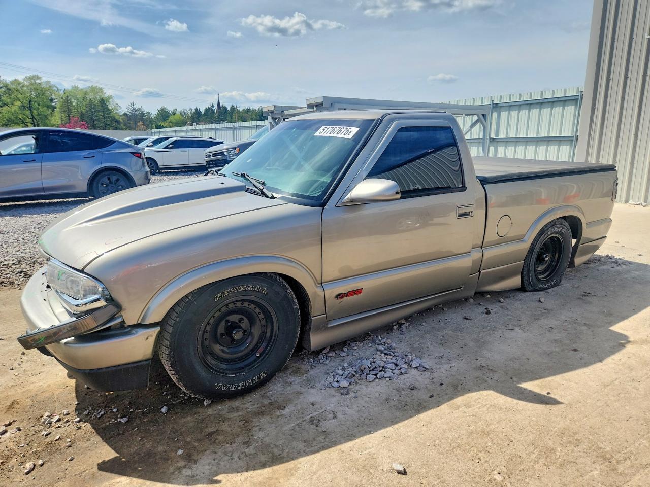 2001 Chevrolet S Truck S10