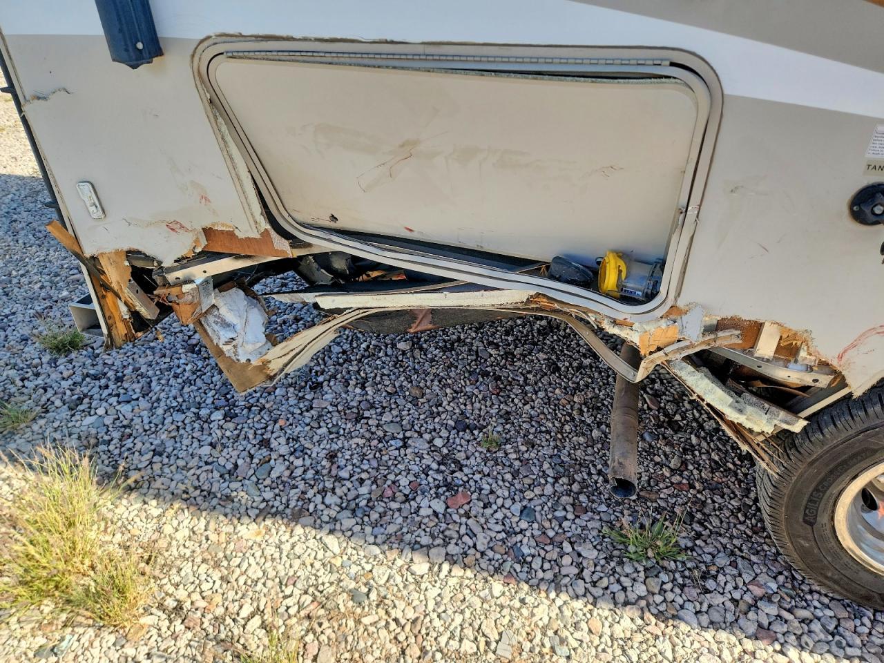 2016 Winnebago MINNIIE22R RV