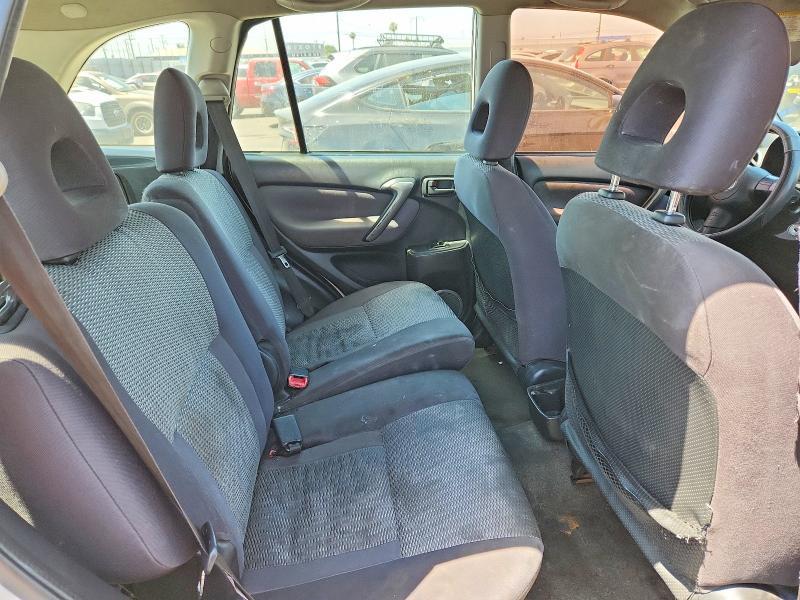 2004 Toyota Rav4 Base