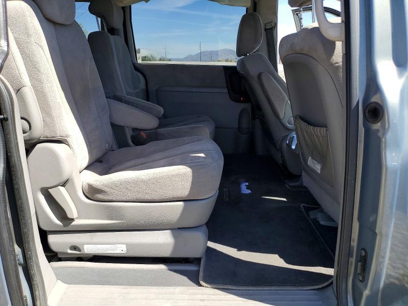 2008 Hyundai Entourage gls