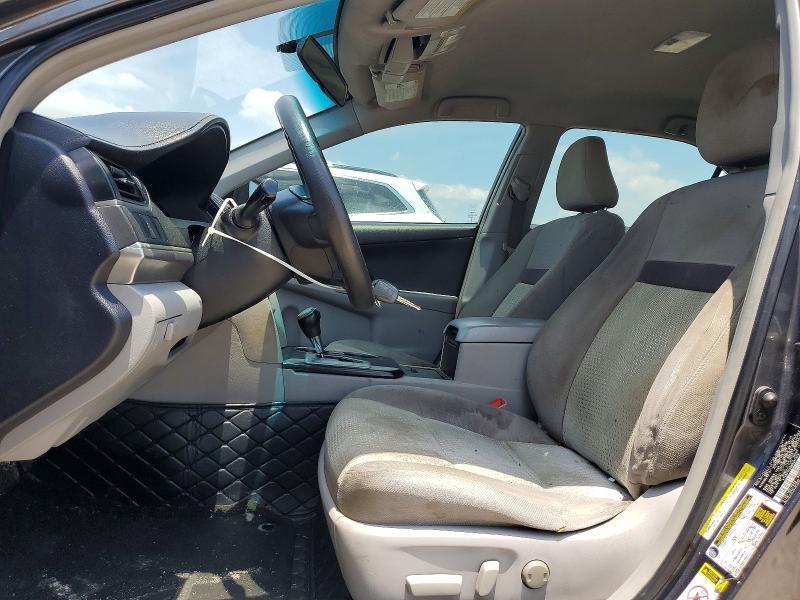 2014 Toyota Camry le