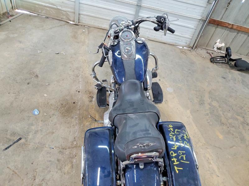 2013 Harley-Davidson FLD Switchback