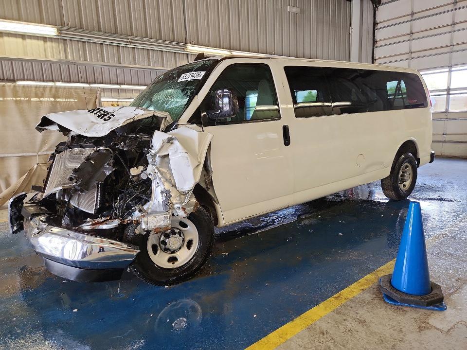 2016 Chevrolet Express G3500 LT